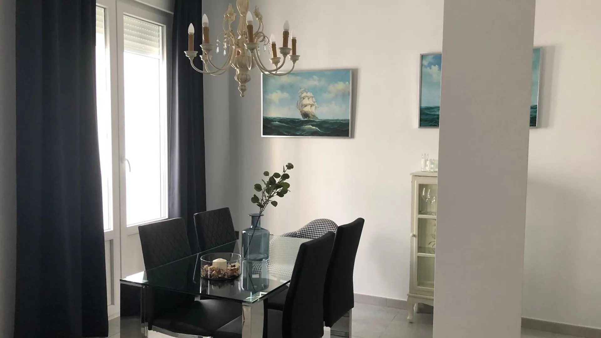 Apartamento Piso deluxe en pleno centro - San Juan 39 Sanlúcar de Barrameda España