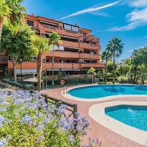 https://apartamento-milla-de-oro-marbella.1costadelsol.com