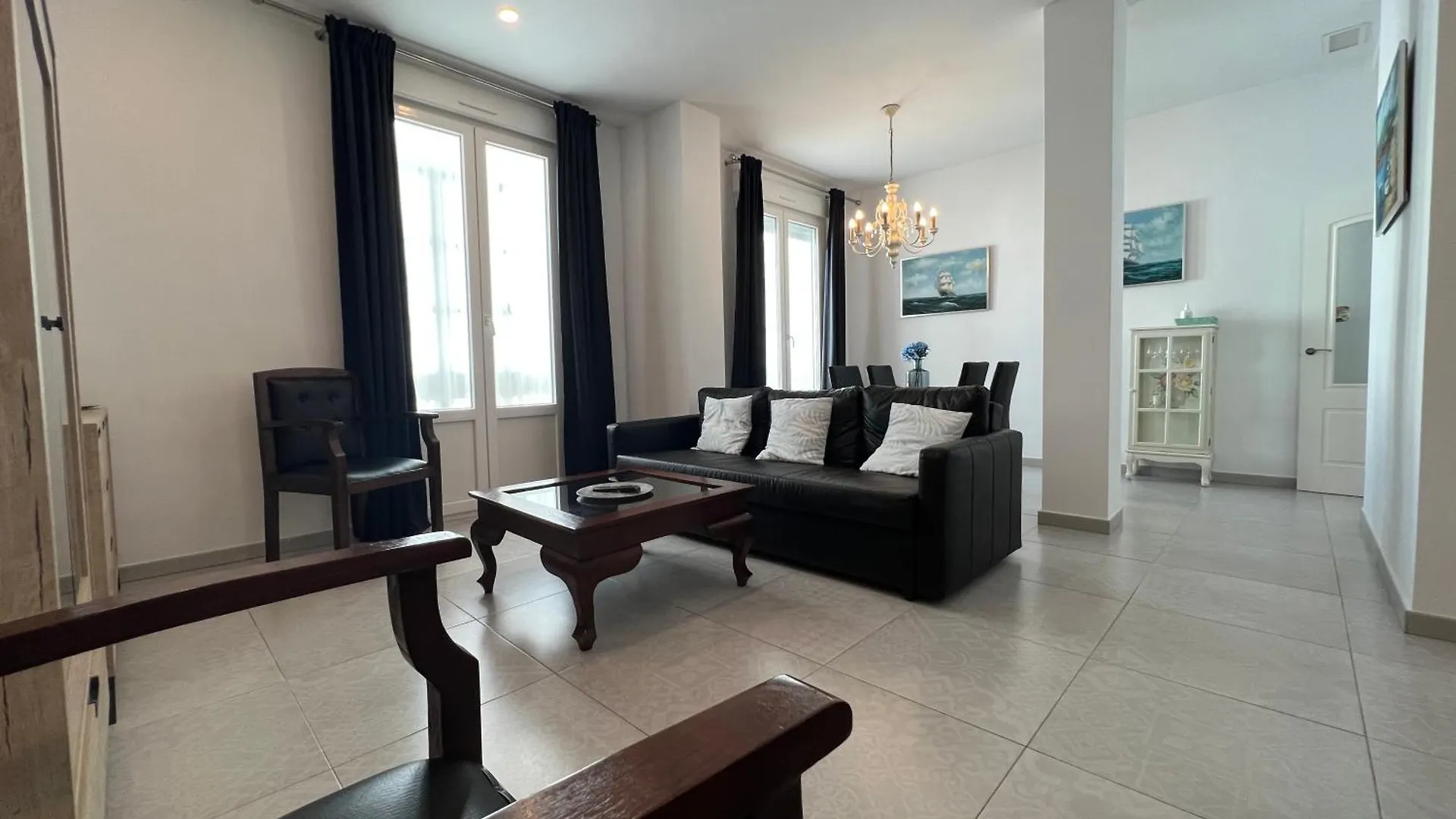 Piso Deluxe En Pleno Centro - San Juan 39 Apartment Sanlucar de Barrameda
